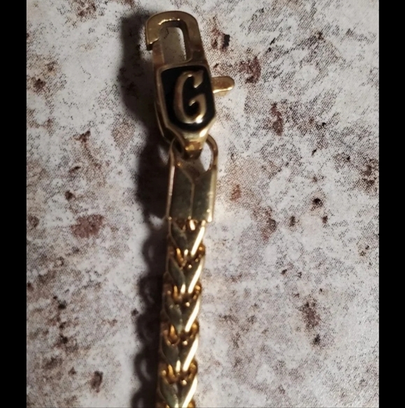 GLD Gold Chain - Picture 2 of 3